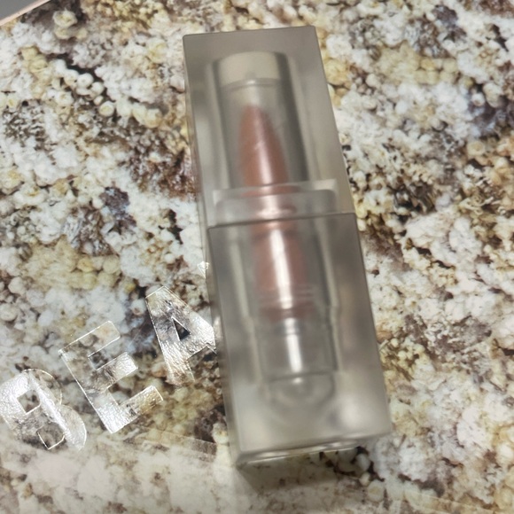 KKWBeauty Mrs. West Collection Pink Lipstick - Picture 1 of 1